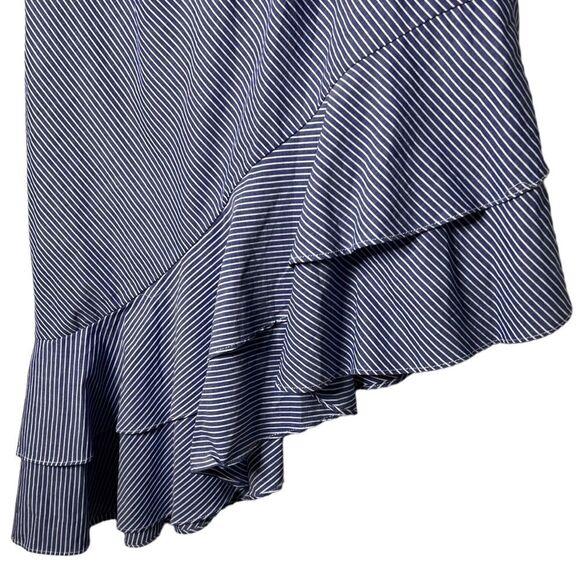 😊 3/$30
NEW🏷 Woman’s Ruffle Tiered Skirt Blue Size 2 - Picture 15 of 15